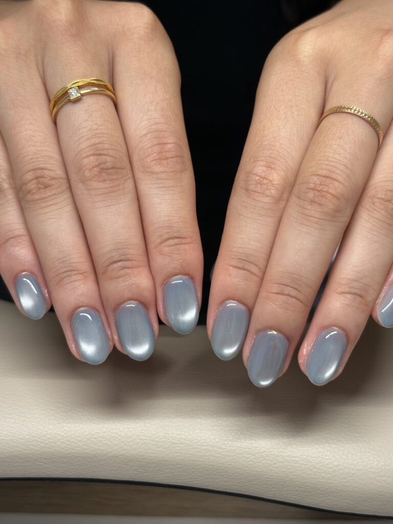 Magnet gel nails at lull. Harajuku