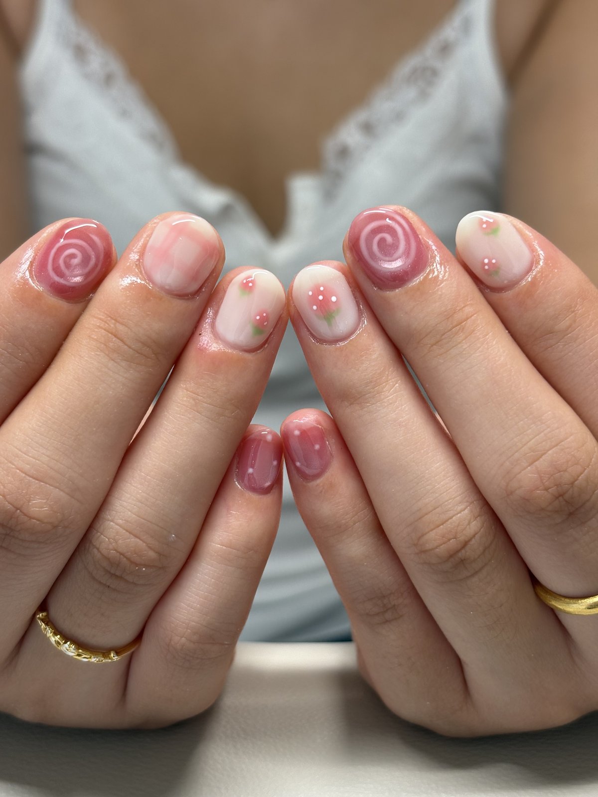 Rose Swirls and Tiny Tulips on Short Nails | Retro Pink Design in Tokyo