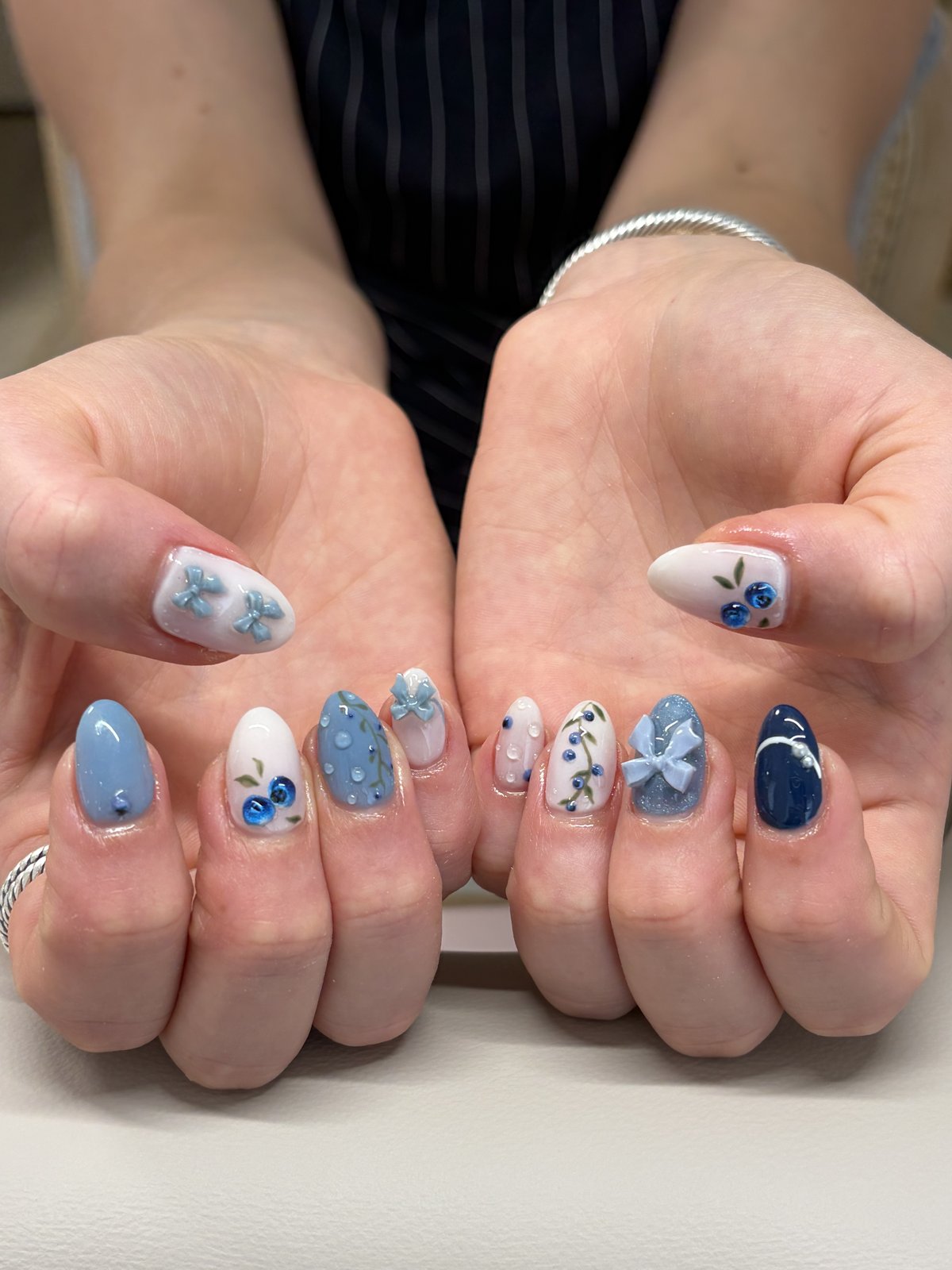 Blueberries and Sculpted Bows in Denim Blue - nail design by lull., Harajuku Tokyo