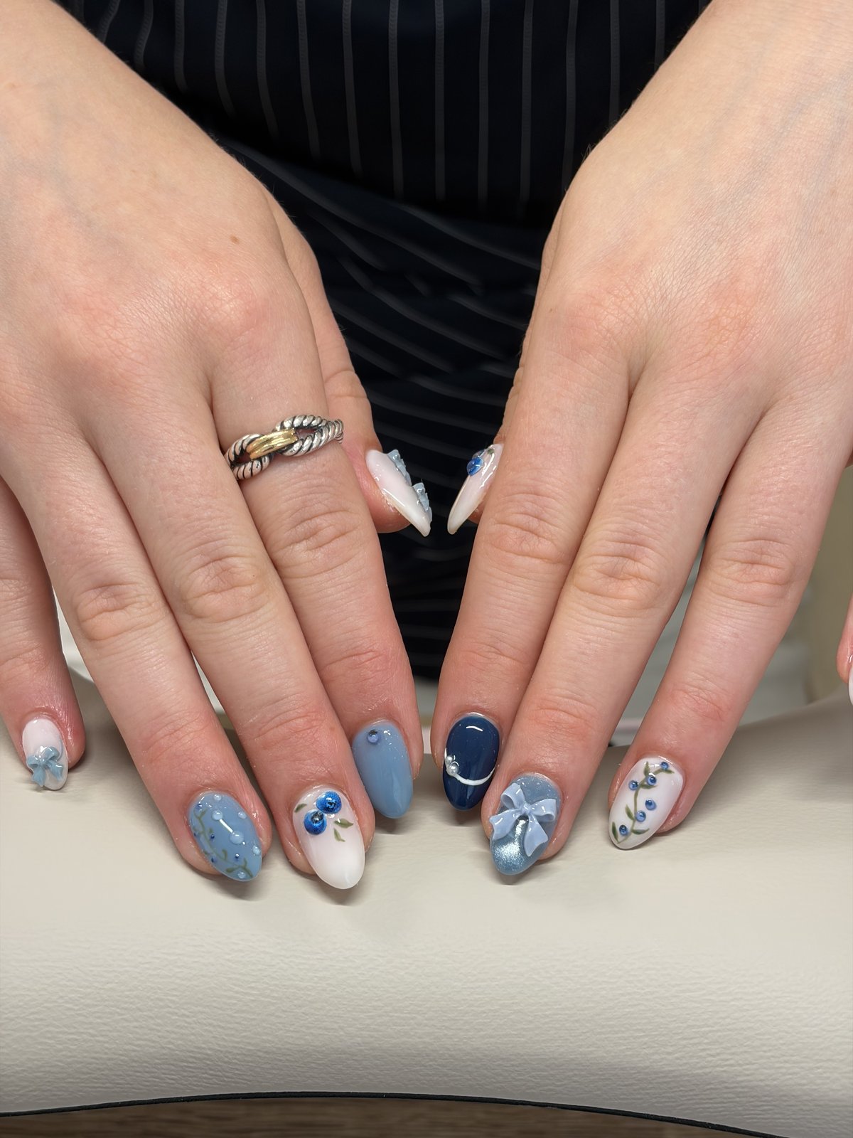 Blueberries and Sculpted Bows in Denim Blue - nail design by lull., Harajuku Tokyo