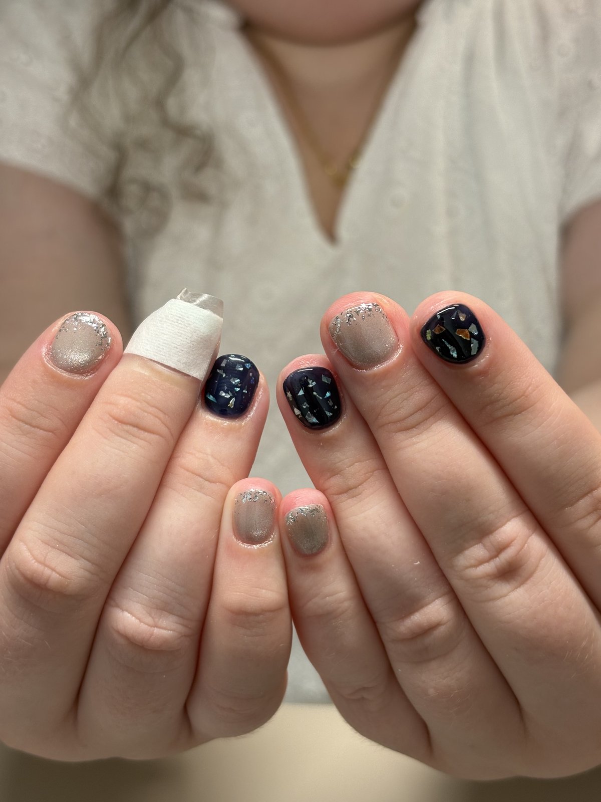 Navy and Greige with Shell Flakes | Two-Tone Short Nails in Tokyo
