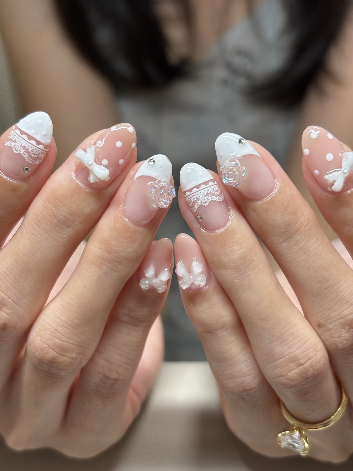 White Lace, Bows and Pearls - nail design by lull., Harajuku Tokyo