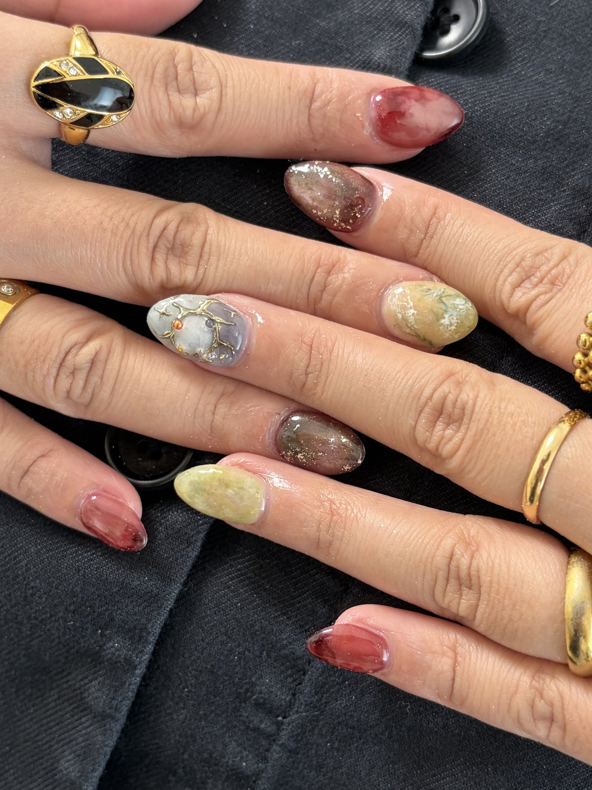 Kintsugi Gold Veins over Stone Marble | Earth-Tone Nails in Harajuku