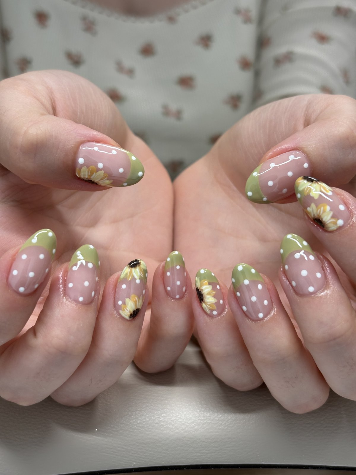 Sunflowers over Pistachio Polka Dots - nail design by lull., Harajuku Tokyo