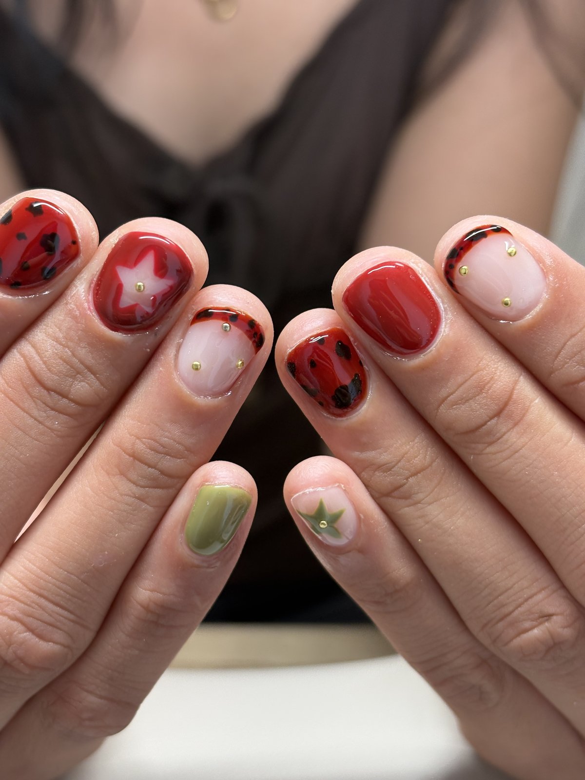 Soft Neutral Gel on Naturally Short Nails | Minimalist Nail Art in Harajuku