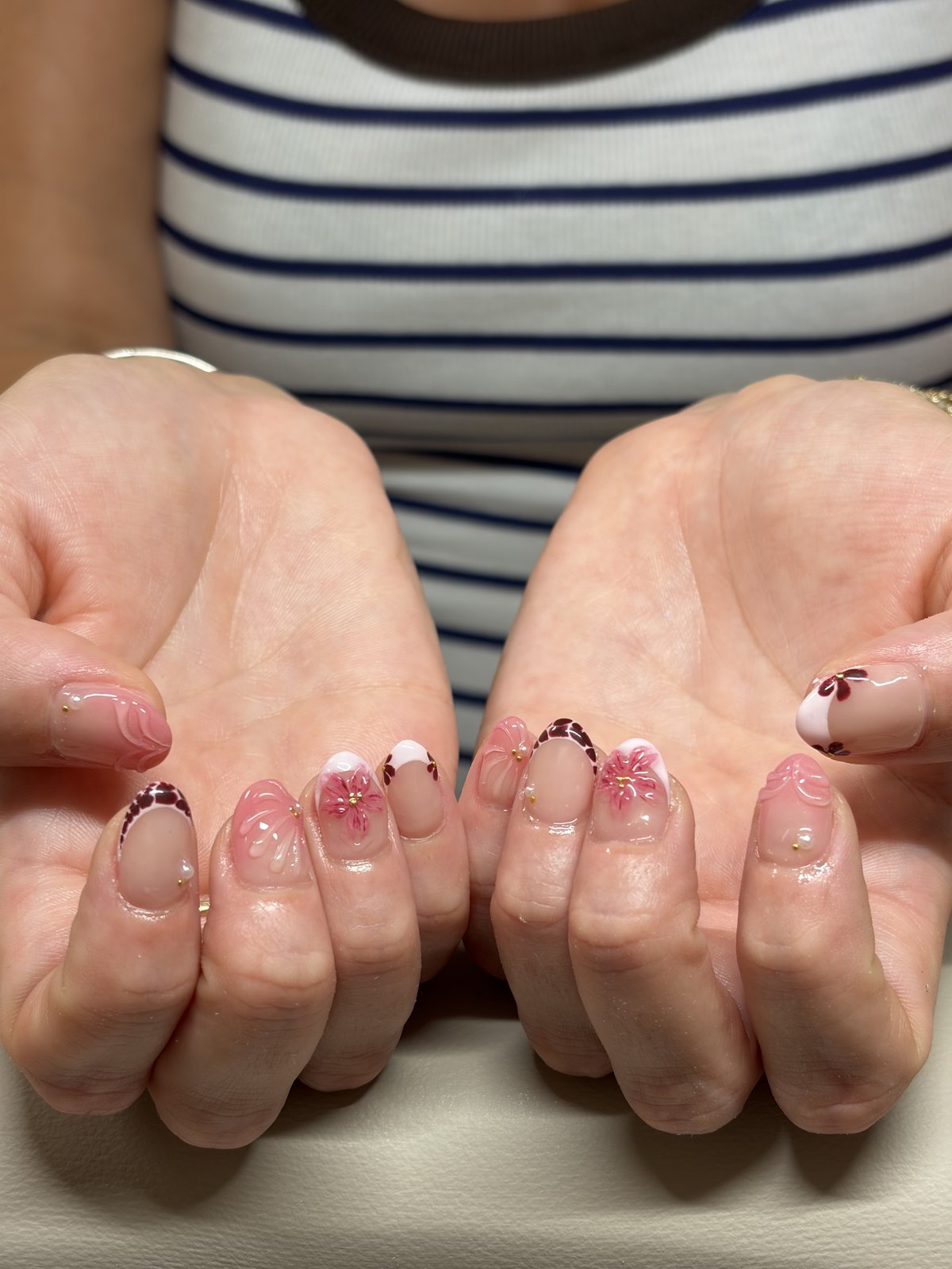 Simplified Art Over a Fill-In Base - nail design by lull., Harajuku Tokyo