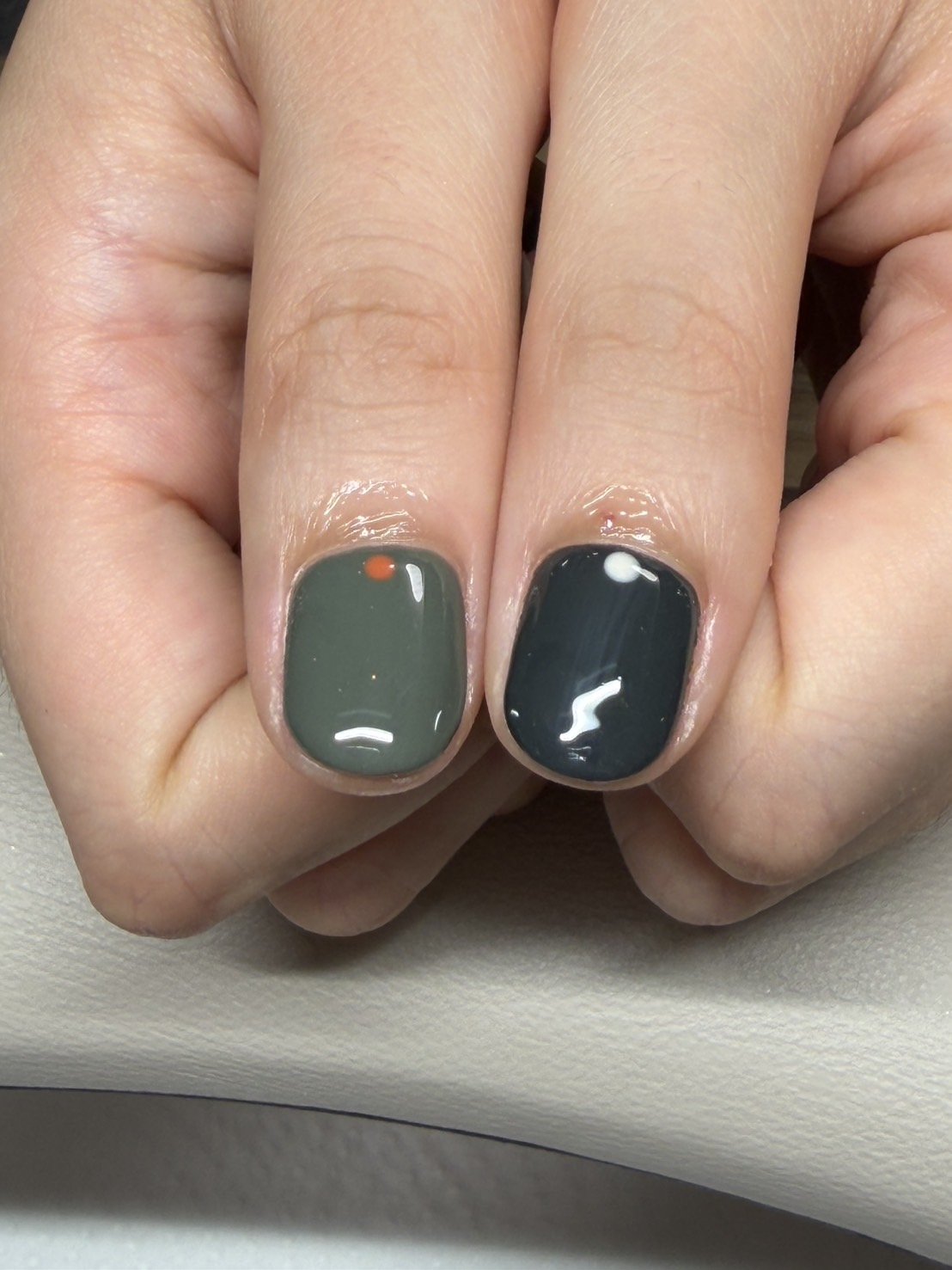 Pared-Back Accent Art on Bare Natural Nails - nail design by lull., Harajuku Tokyo