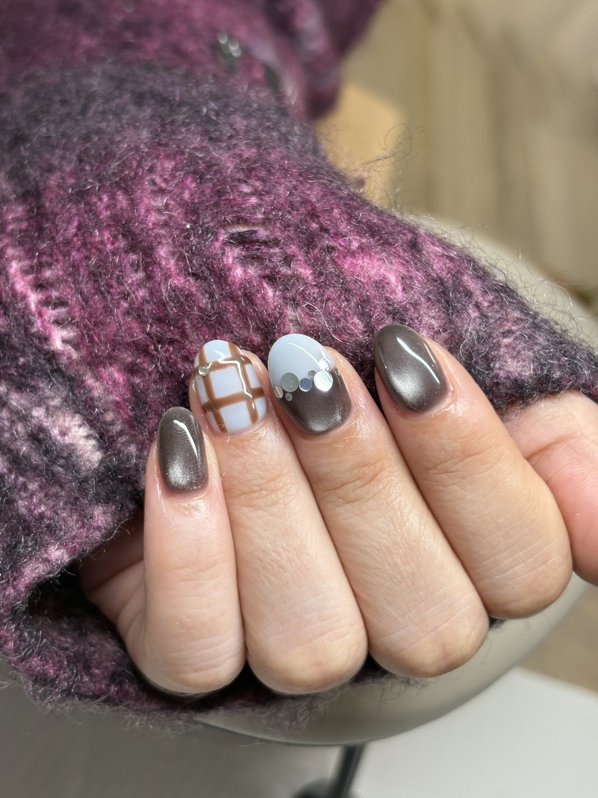 Soft Gel Off and Accent Art on Up to Six Nails - nail design by lull., Harajuku Tokyo