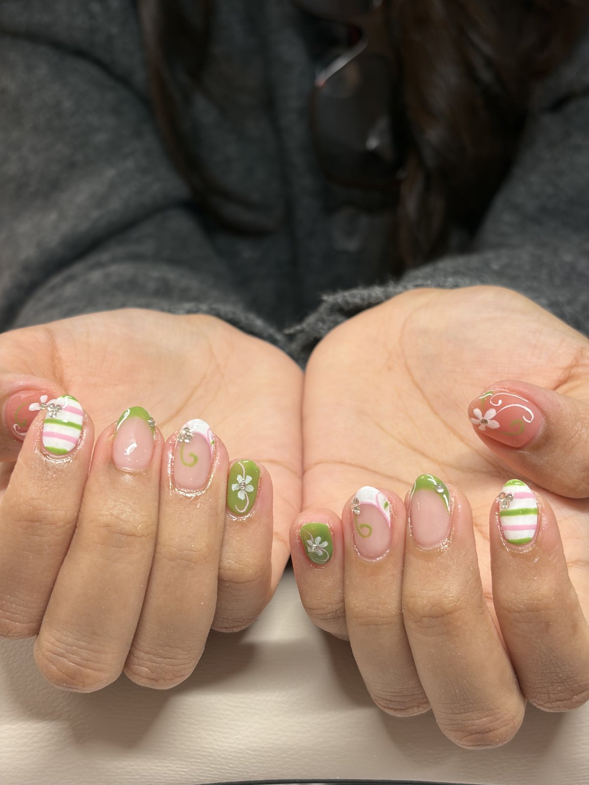 Outfit-Matched Custom Art on Bare Nails - nail design by lull., Harajuku Tokyo