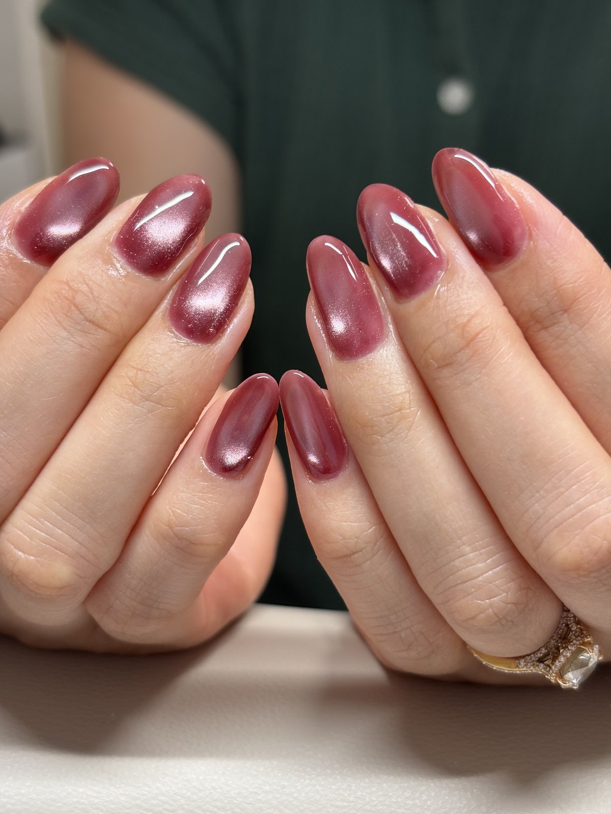 Cat-Eye Light Lines That Shift With Your Hand | Magnetic Nails in Harajuku