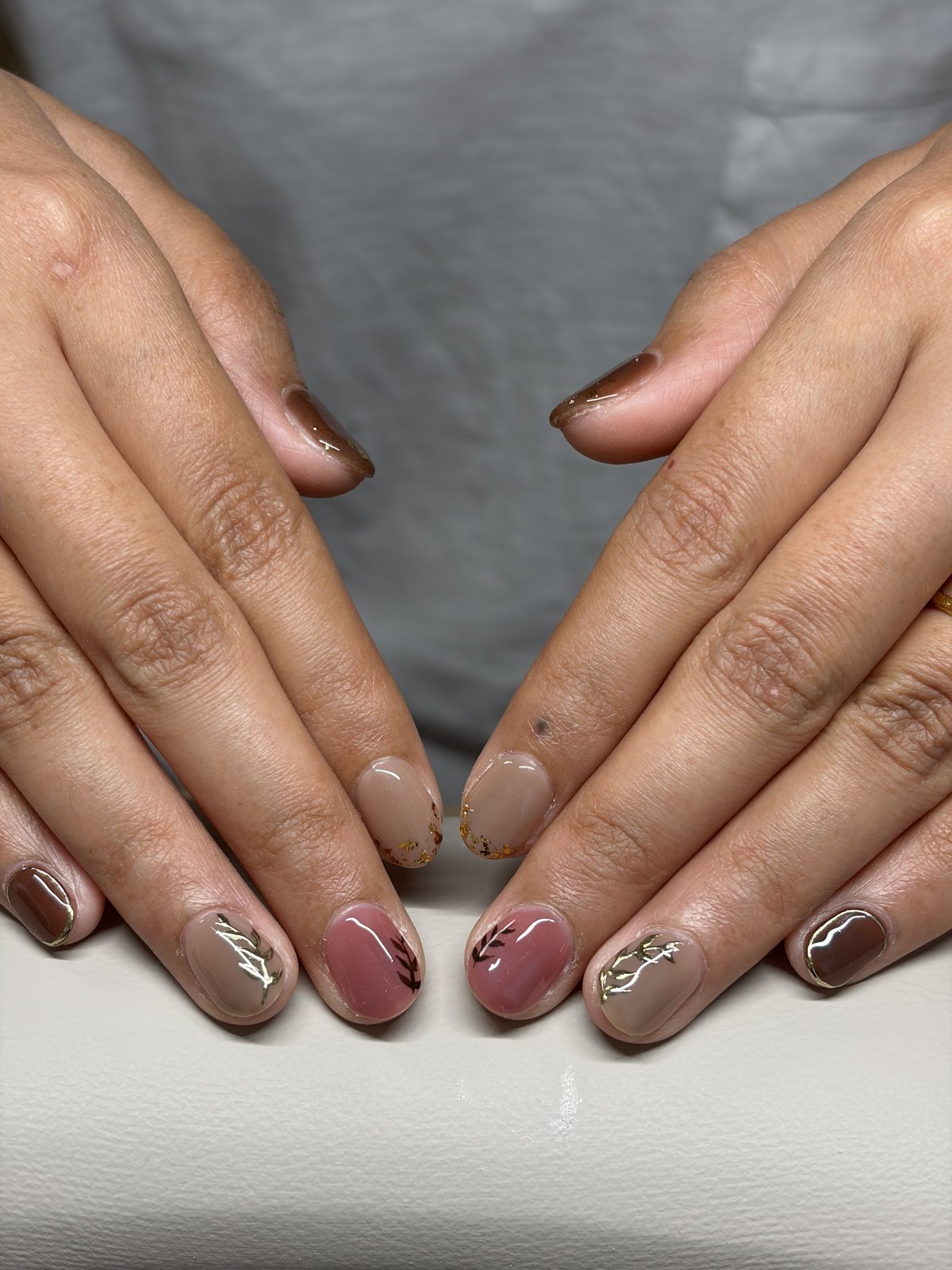 Subtle Autumn Shades for a Wedding Day | Accent Nail Art in Harajuku