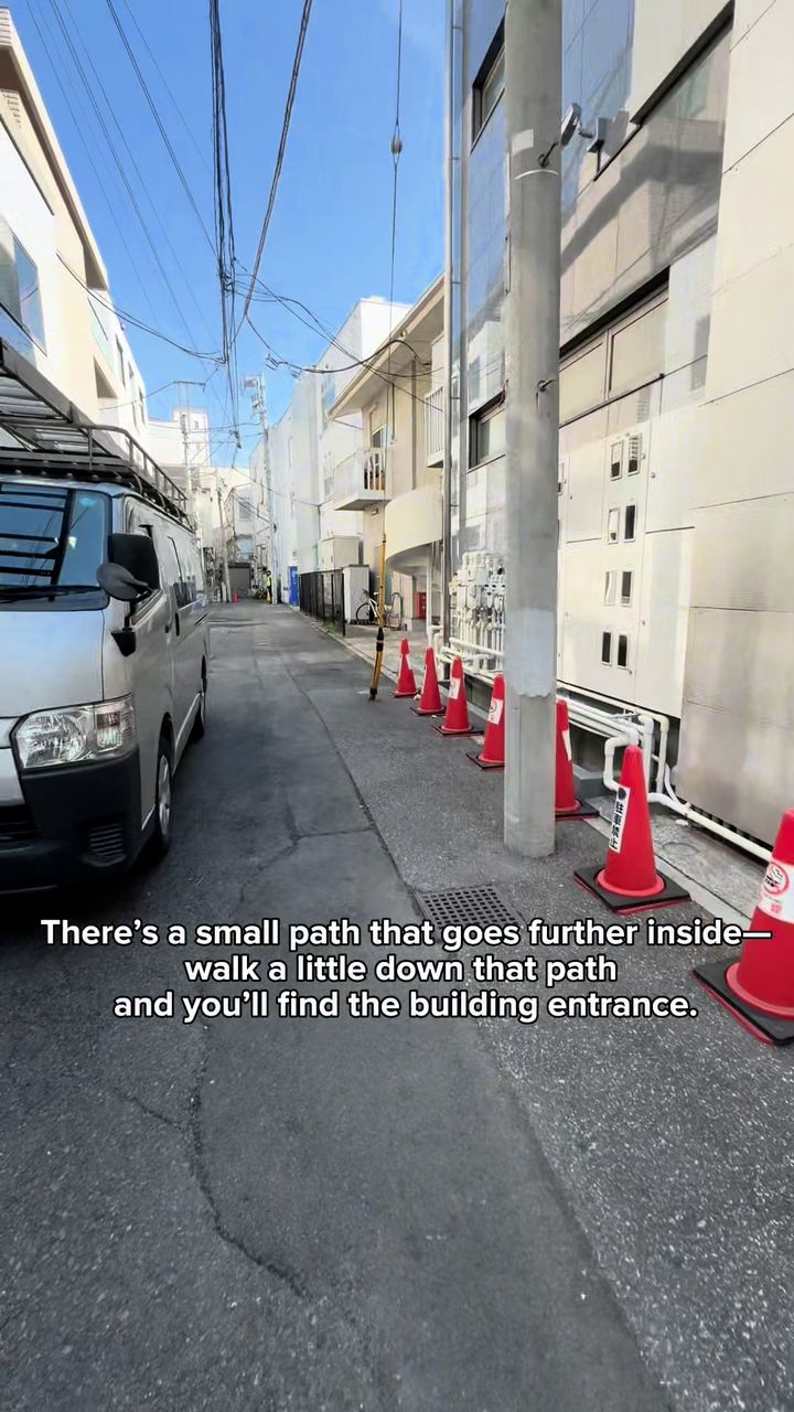 Small path beside Eyes Building that leads to the building entrance