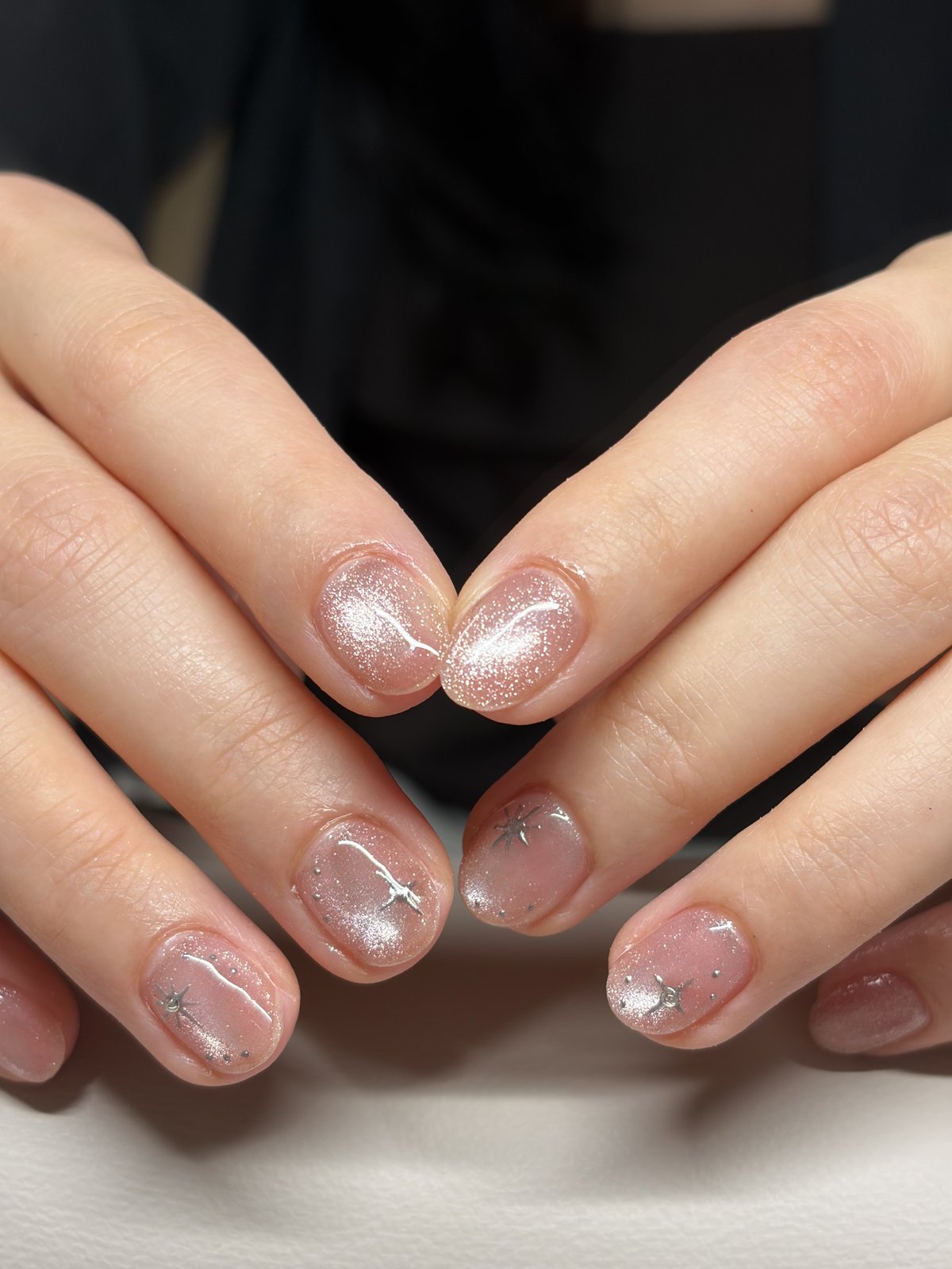 Selective Accent Art on Natural-Length Nails | Gel Nail Design in Harajuku